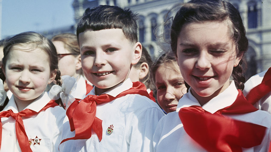 первые пионеры